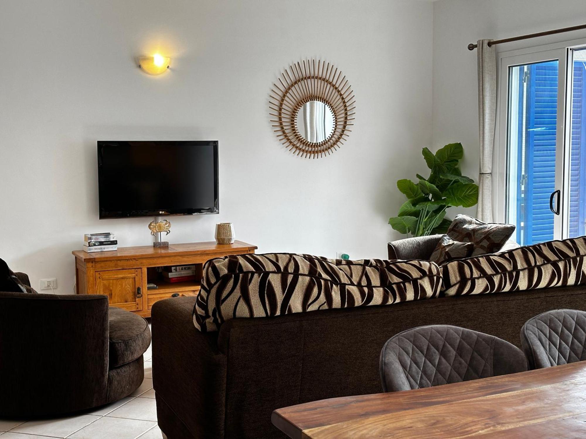 Leme Bedje Two Bedroom - By Bobbywashere Santa Maria Εξωτερικό φωτογραφία